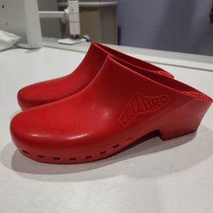 Calzuro Red Size 44/45 or 11/12